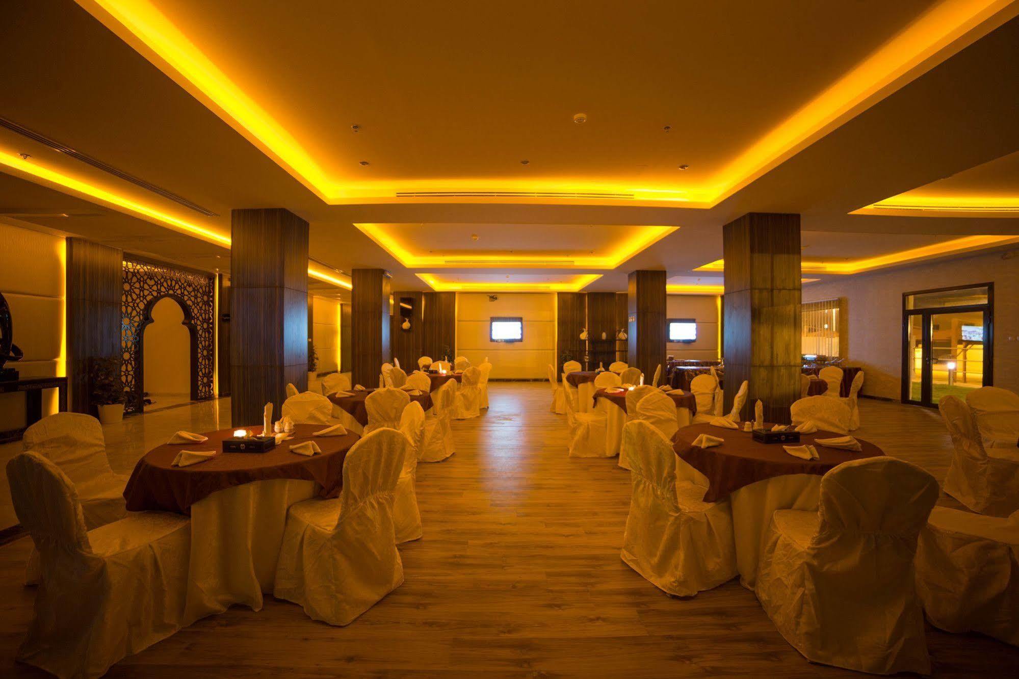 Raoum Inn Buraydah Exterior foto